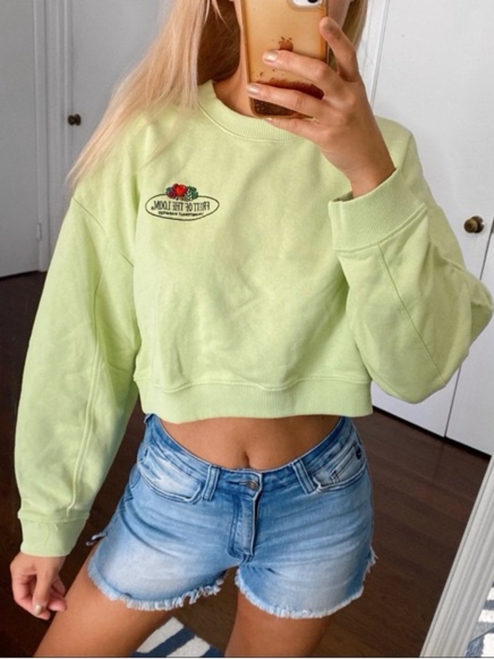 ZARA women Fruit of the Loom Light Green Cropped Sweatshirt